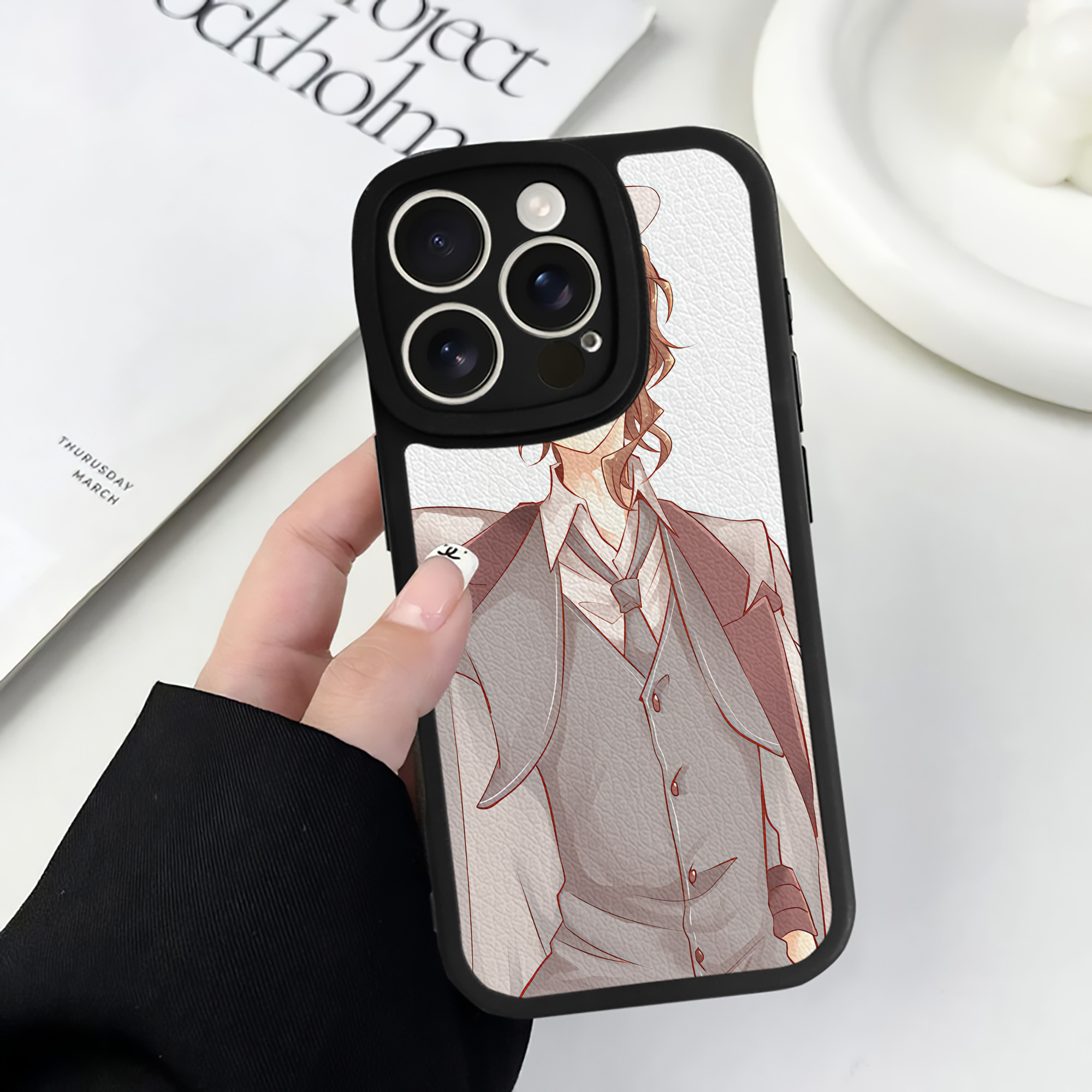 （画像用） 文豪ストレイドッグス Bungo Stray Dogs 【iPhone 16シリーズ対応】シリコンスマホケース（レザー調） 材質：シリコン